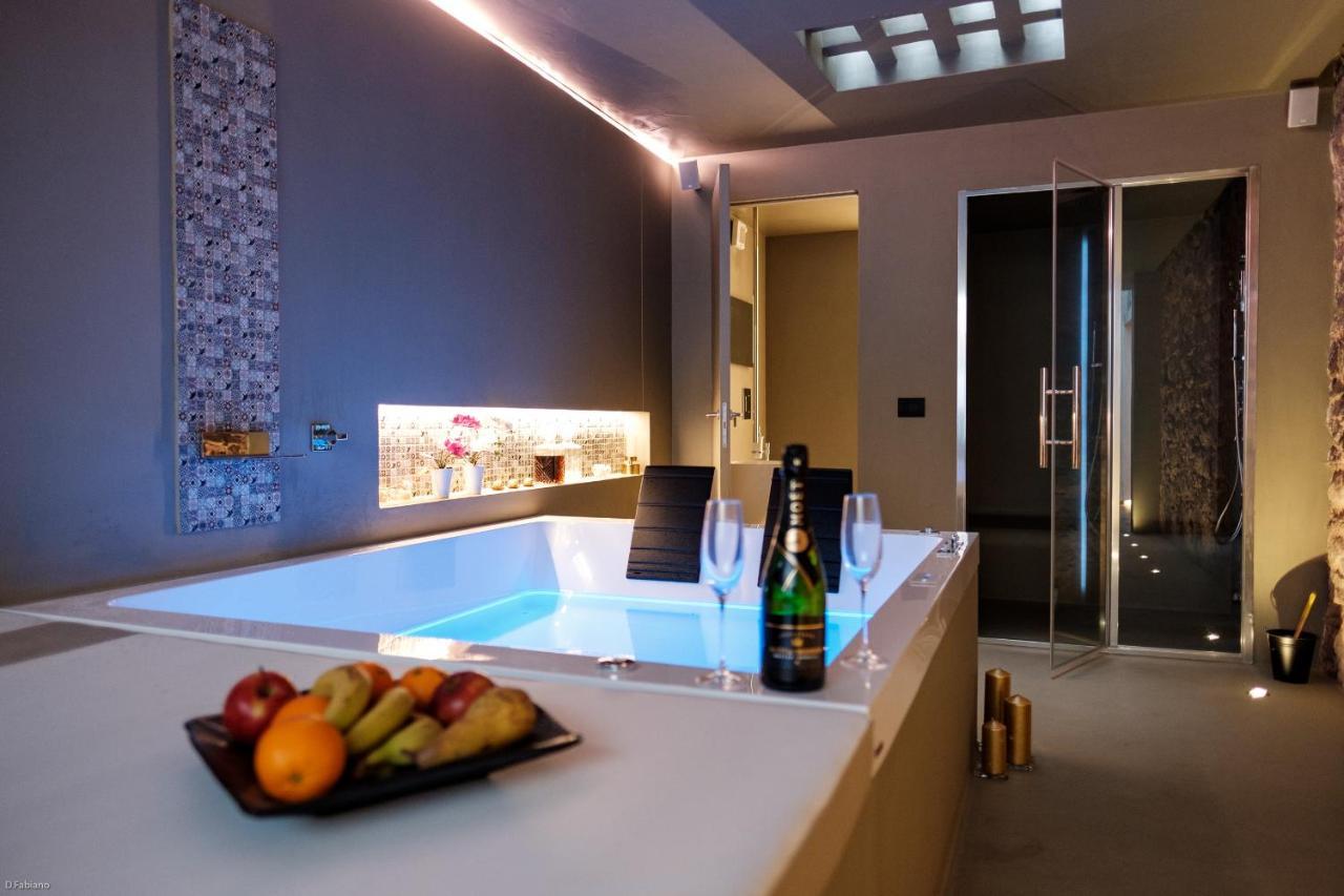 Sekeles Suites&spa 2*