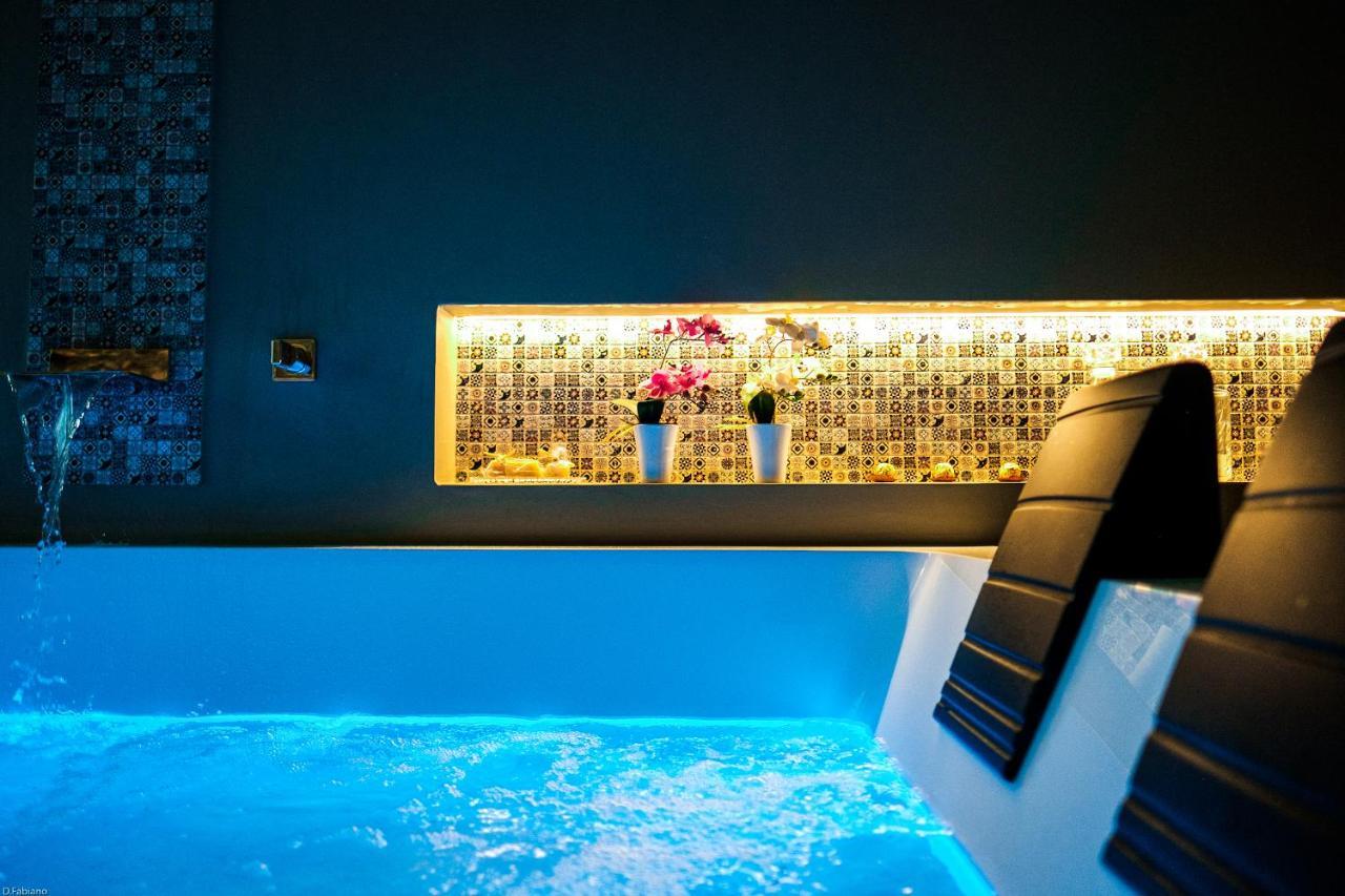 Sekeles Suites&spa 2*